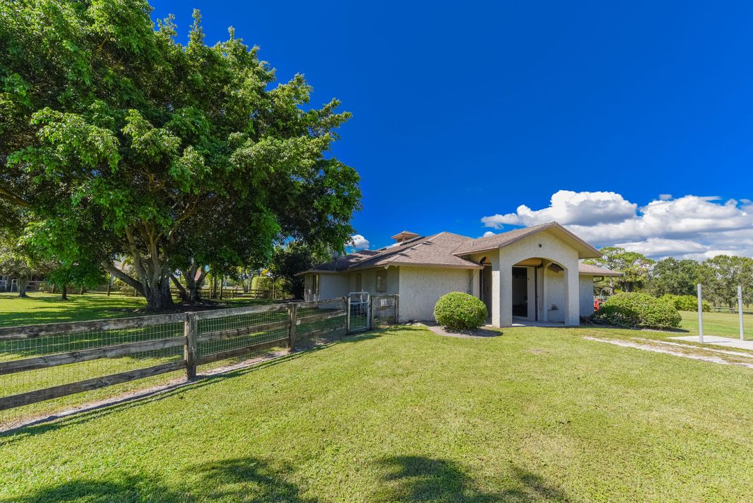 For Sale: $5,300,000 (5 beds, 4 baths, 6334 Square Feet)