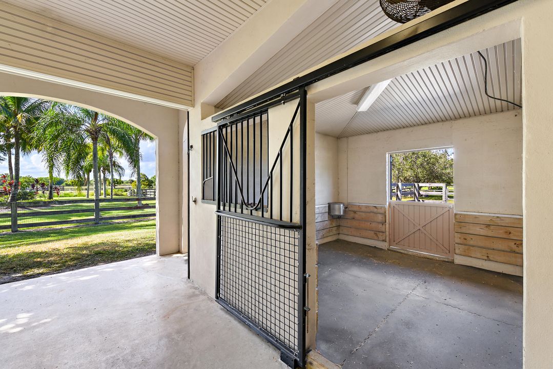 For Sale: $5,300,000 (5 beds, 4 baths, 6334 Square Feet)