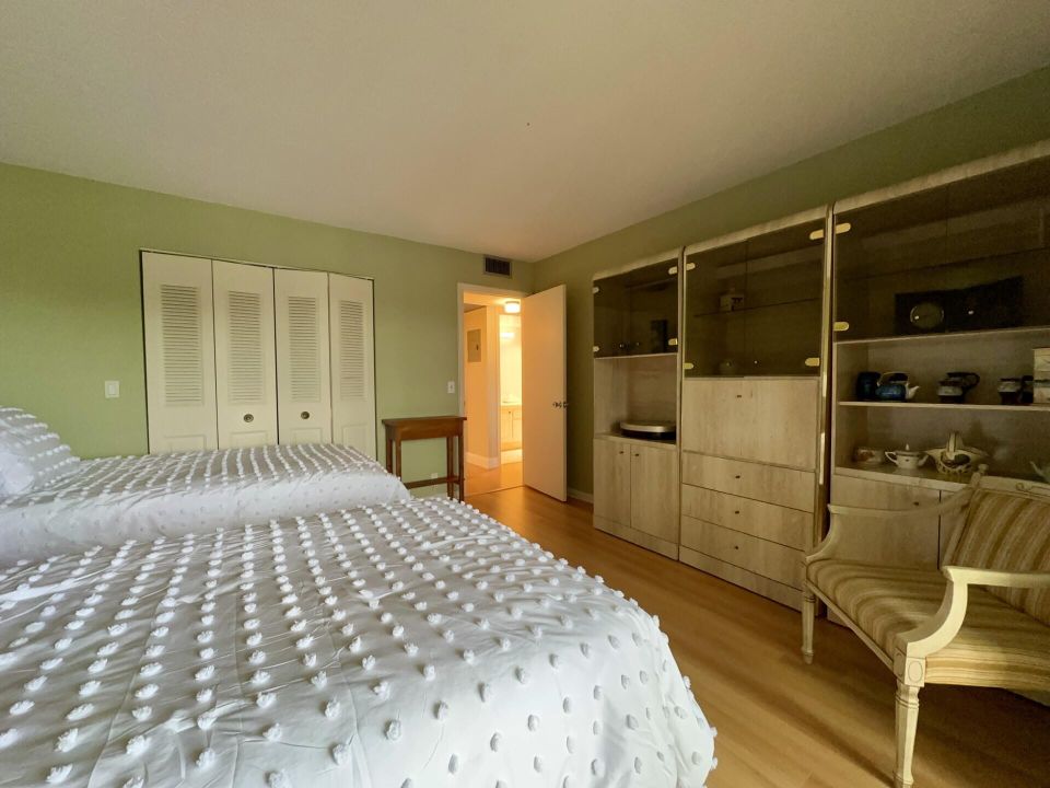 出租: $1,650 (2 贝兹, 2 浴室, 874 平方英尺)