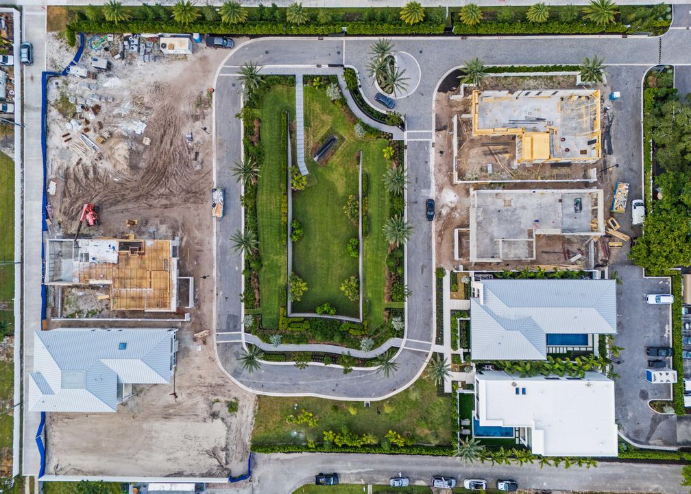 For Sale: $5,000,000 (5 beds, 5 baths, 5429 Square Feet)