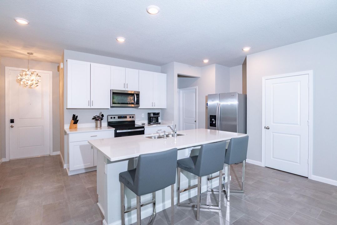 For Sale: $459,000 (3 beds, 2 baths, 1804 Square Feet)