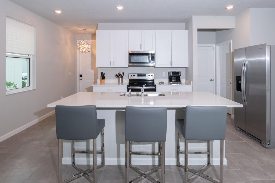 For Sale: $459,000 (3 beds, 2 baths, 1804 Square Feet)