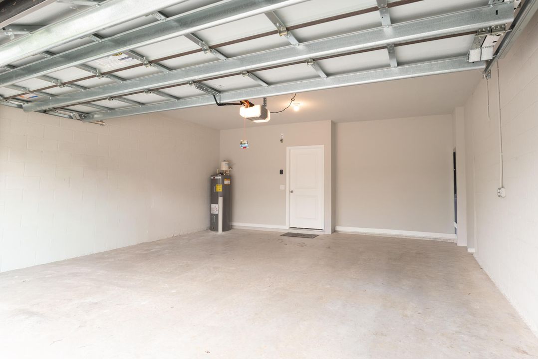 For Sale: $459,000 (3 beds, 2 baths, 1804 Square Feet)