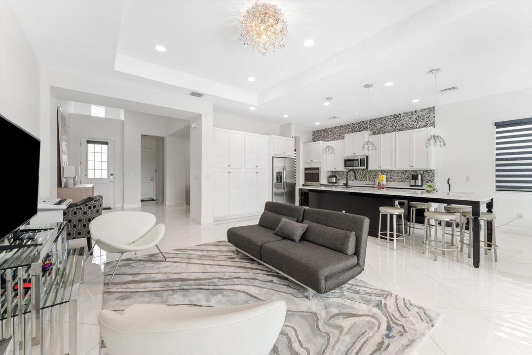 В аренду: $4,300 (3 спален, 2 ванн, 1938 Квадратных фут)