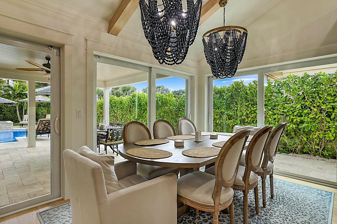 For Sale: $1,695,000 (3 beds, 2 baths, 2313 Square Feet)