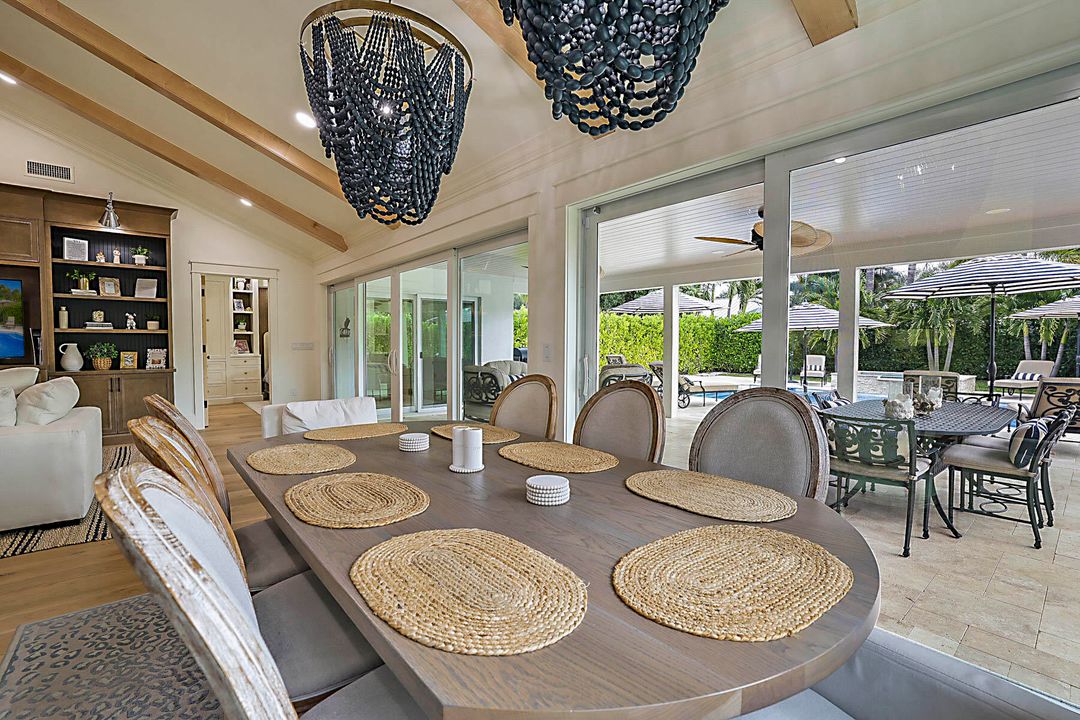 For Sale: $1,695,000 (3 beds, 2 baths, 2313 Square Feet)