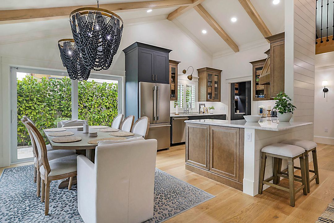 For Sale: $1,695,000 (3 beds, 2 baths, 2313 Square Feet)