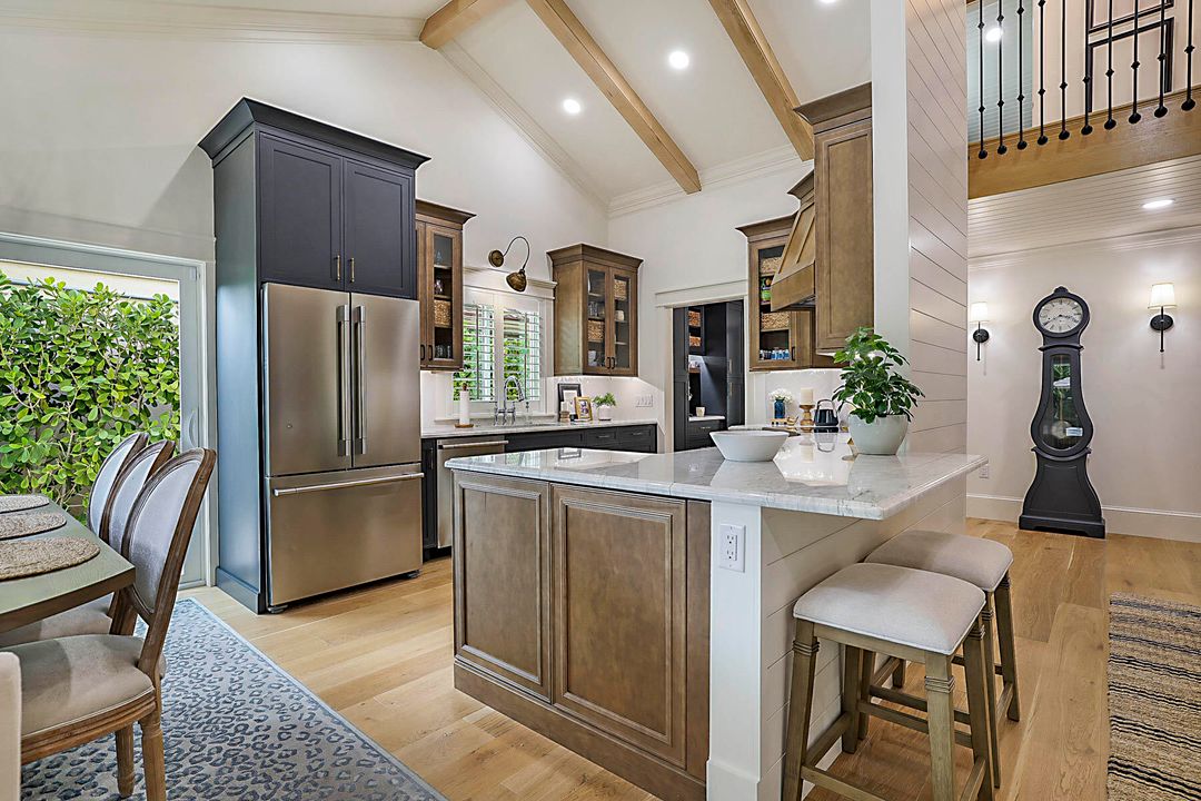 For Sale: $1,695,000 (3 beds, 2 baths, 2313 Square Feet)