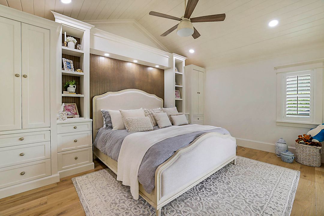 For Sale: $1,695,000 (3 beds, 2 baths, 2313 Square Feet)