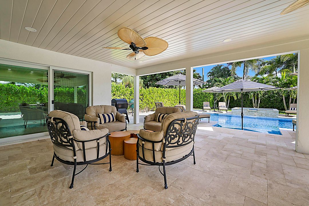 For Sale: $1,695,000 (3 beds, 2 baths, 2313 Square Feet)