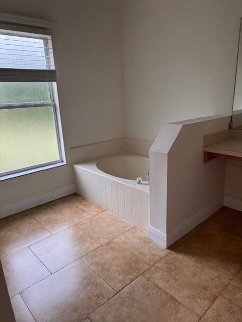 For Rent: $3,200 (5 beds, 3 baths, 2304 Square Feet)