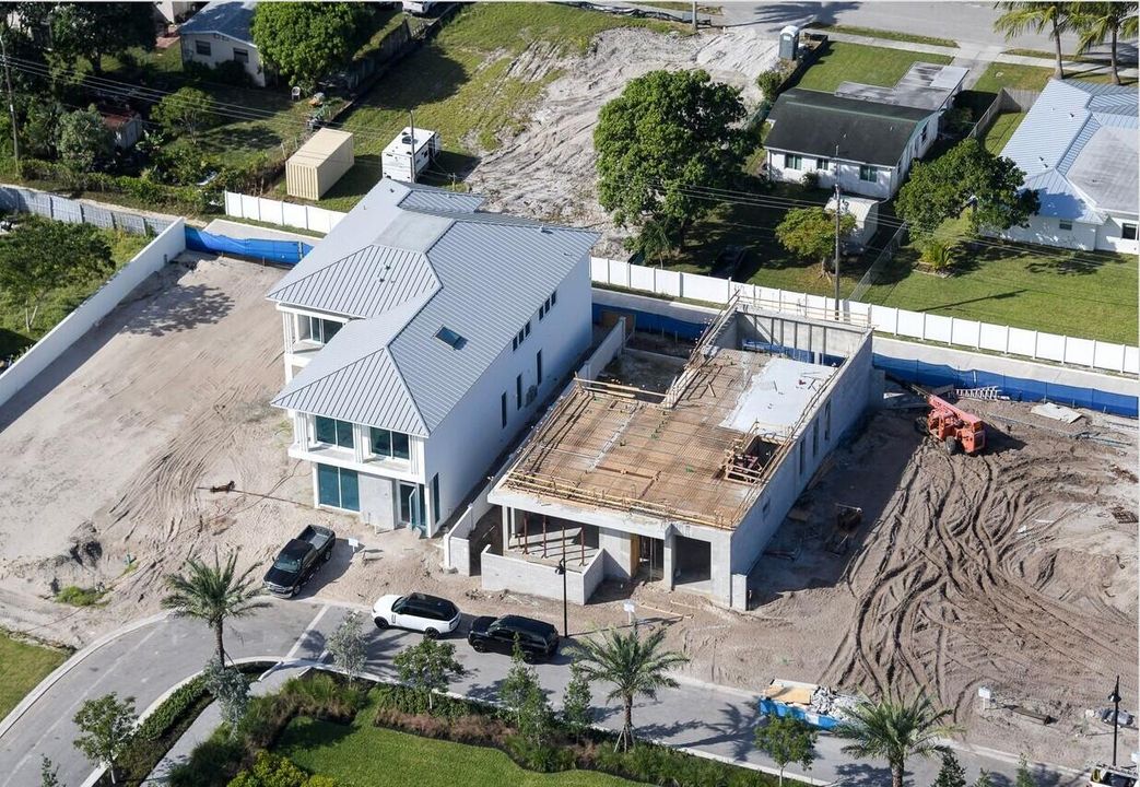 На продажу: $4,550,000 (4 спален, 4 ванн, 4506 Квадратных фут)