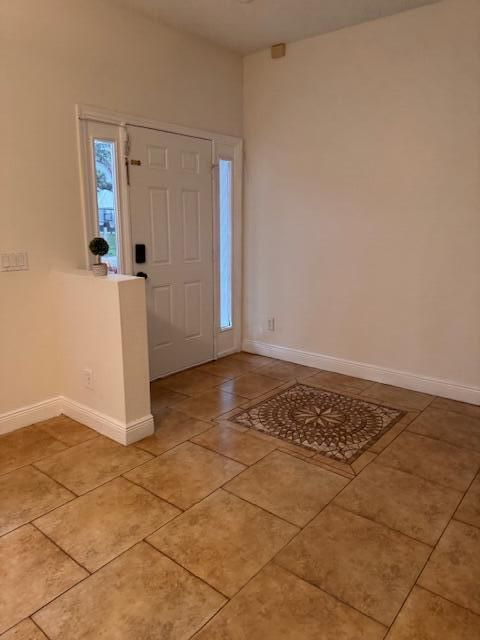 For Rent: $3,200 (5 beds, 3 baths, 2304 Square Feet)