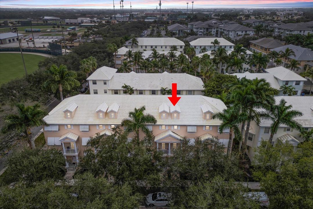 For Sale: $590,000 (3 beds, 2 baths, 1938 Square Feet)