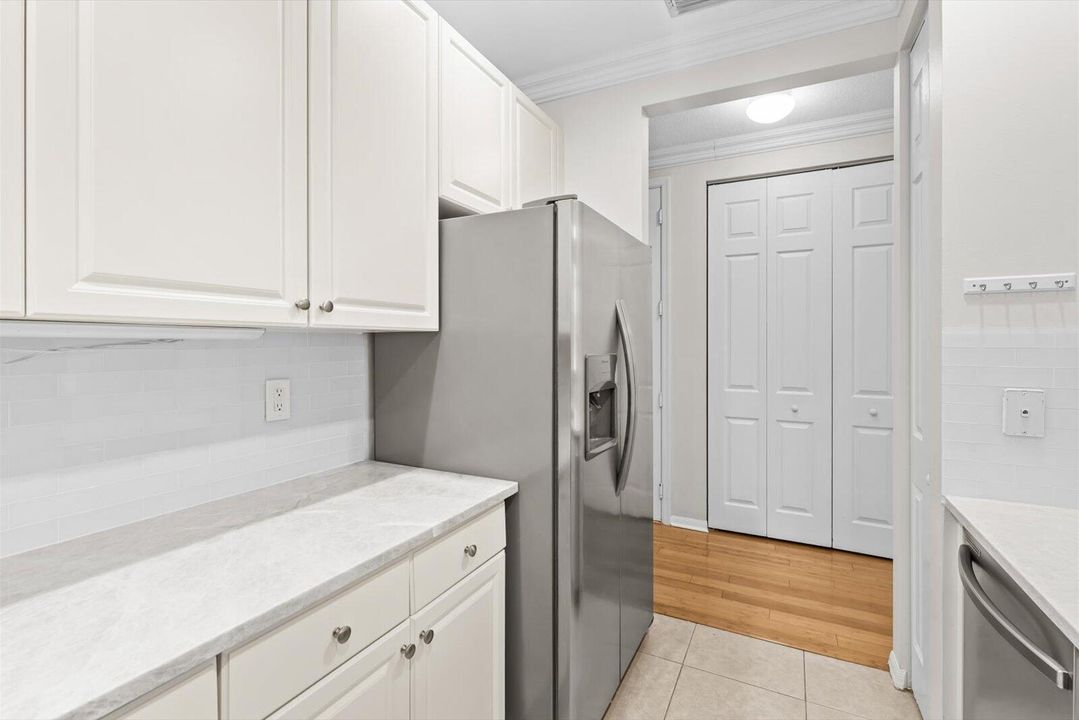 For Sale: $590,000 (3 beds, 2 baths, 1938 Square Feet)