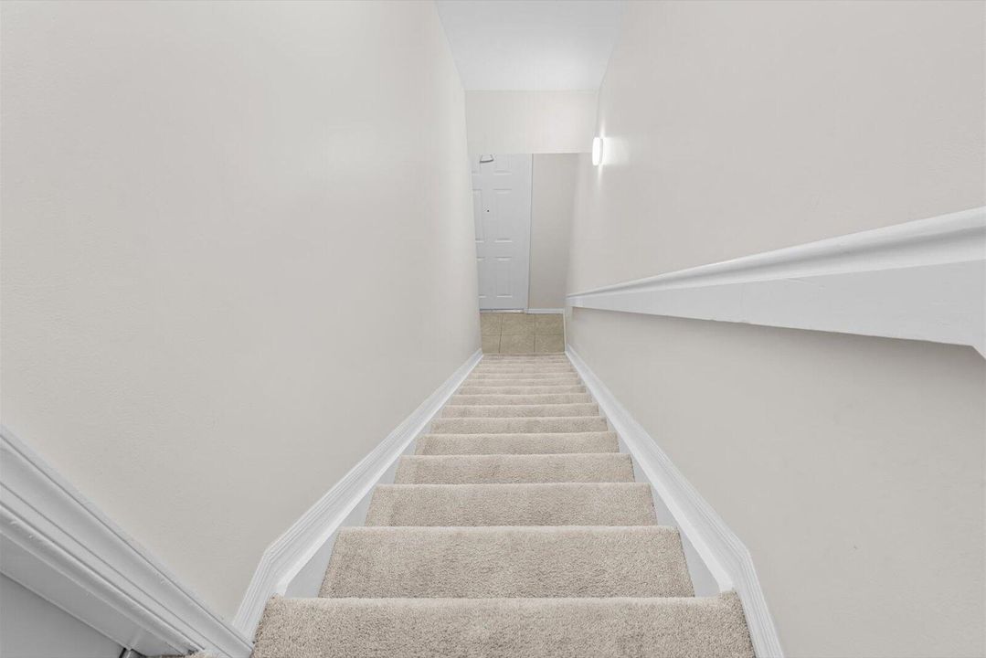 For Sale: $590,000 (3 beds, 2 baths, 1938 Square Feet)