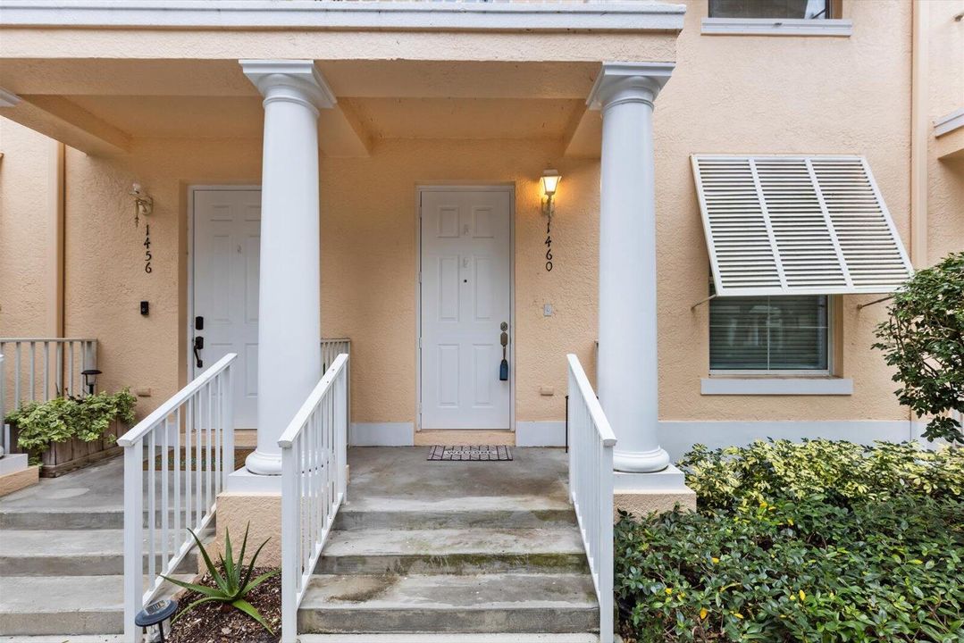 For Sale: $590,000 (3 beds, 2 baths, 1938 Square Feet)