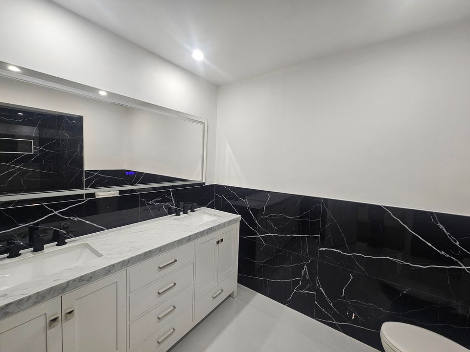 For Sale: $950,000 (4 beds, 3 baths, 2662 Square Feet)