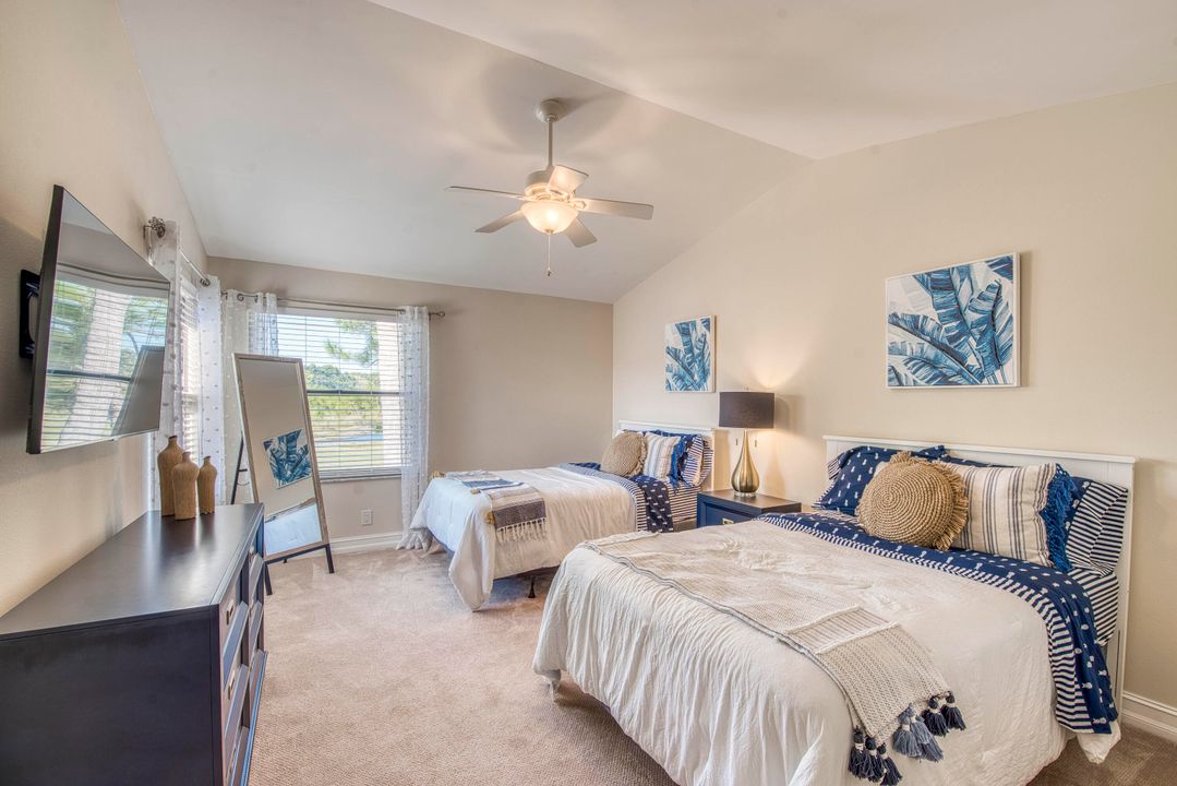 出租: $7,500 (3 贝兹, 2 浴室, 1909 平方英尺)