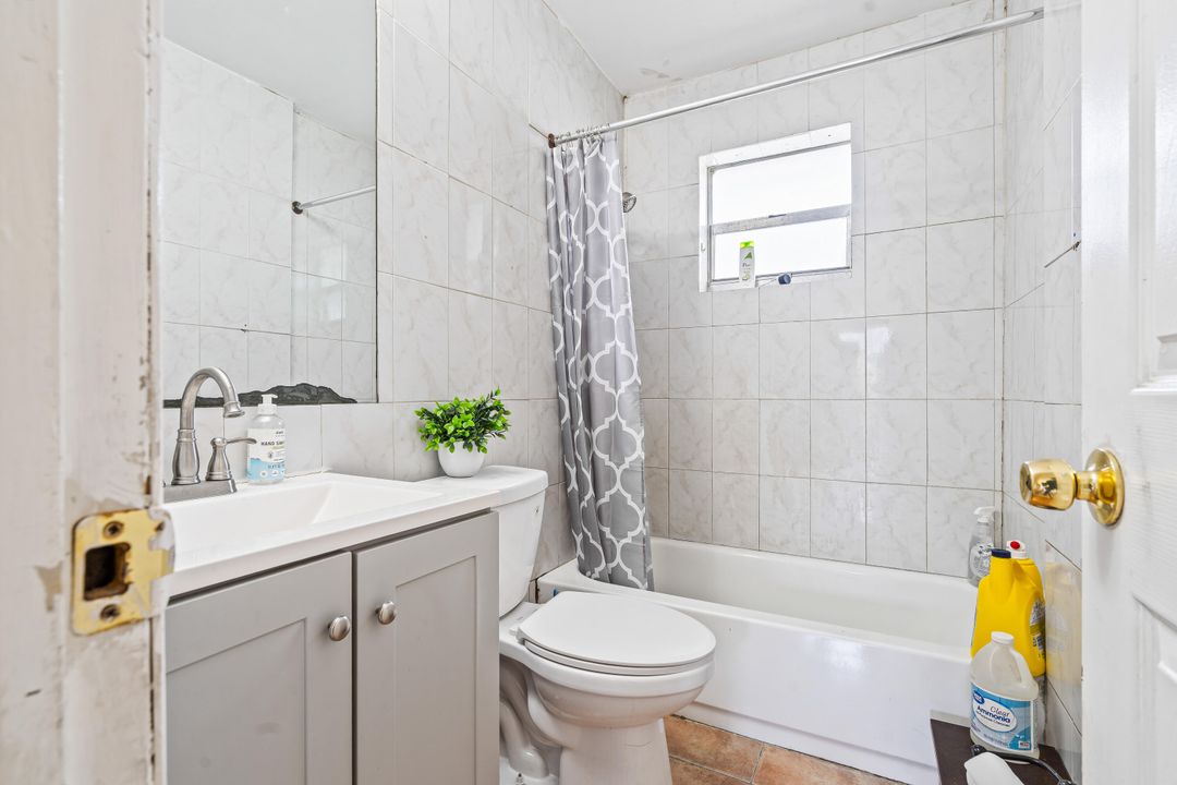 待售: $465,000 (0 贝兹, 0 浴室, 1736 平方英尺)