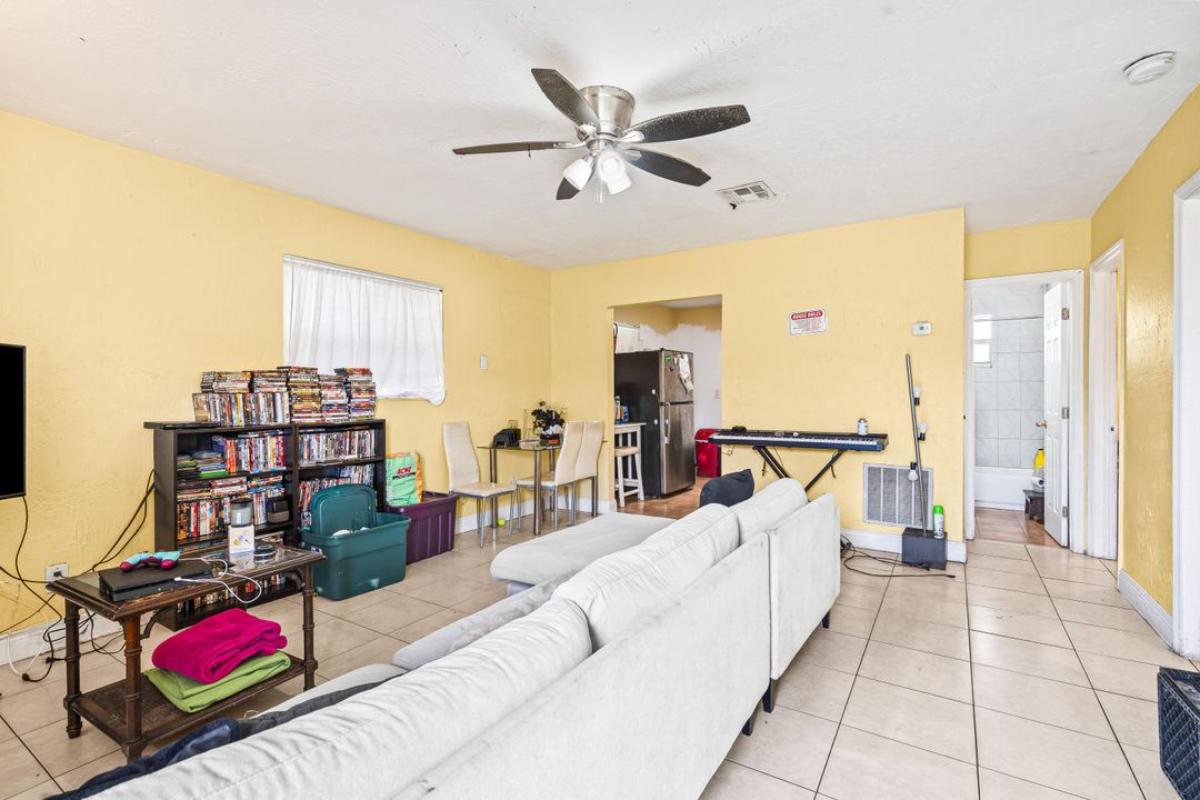 待售: $465,000 (0 贝兹, 0 浴室, 1736 平方英尺)