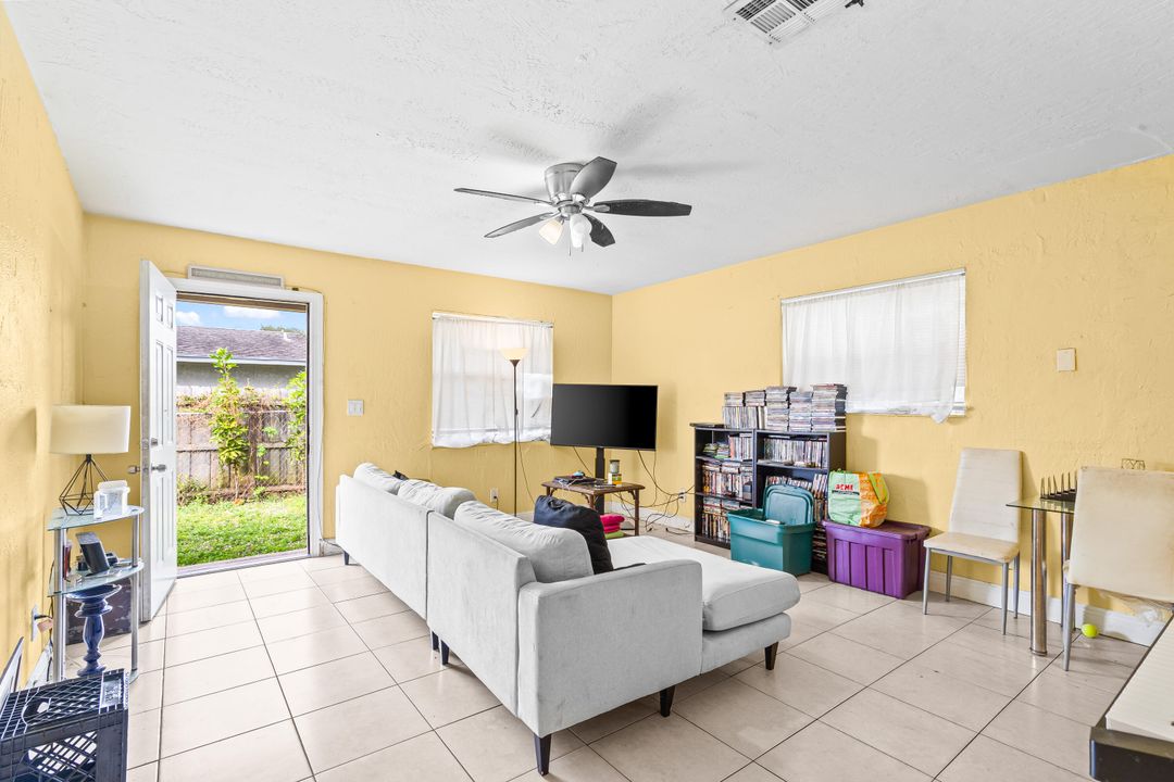 待售: $465,000 (0 贝兹, 0 浴室, 1736 平方英尺)