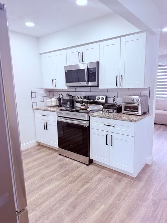 В аренду: $2,600 (3 спален, 2 ванн, 1040 Квадратных фут)