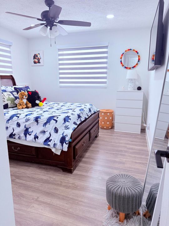 В аренду: $2,600 (3 спален, 2 ванн, 1040 Квадратных фут)