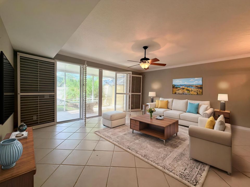 出租: $3,100 (3 贝兹, 2 浴室, 1500 平方英尺)