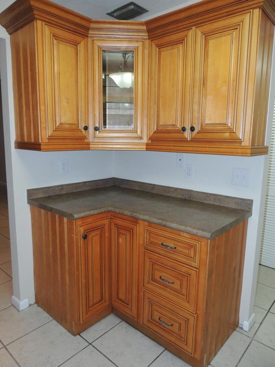 Active With Contract: $2,300 (3 beds, 2 baths, 1268 Square Feet)