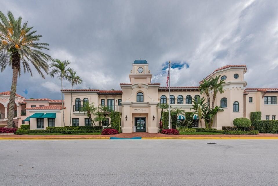 出租: $3,100 (3 贝兹, 2 浴室, 1500 平方英尺)