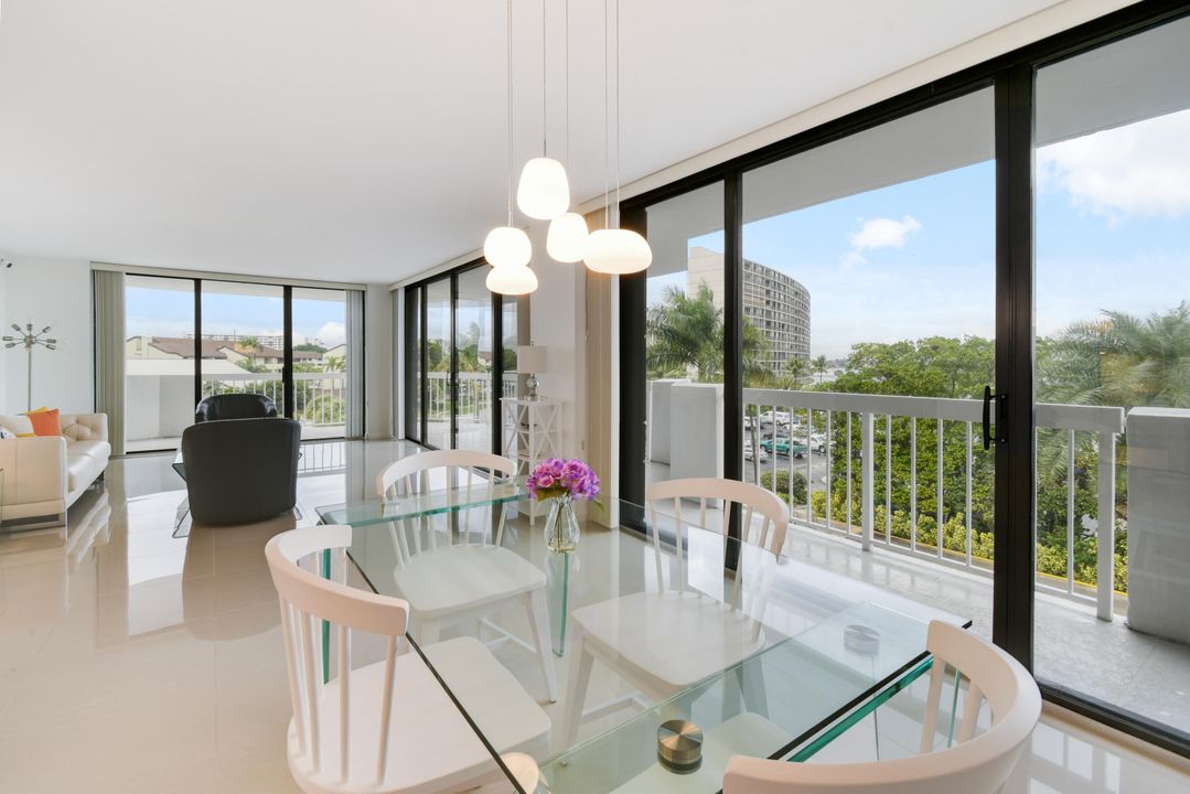 For Sale: $575,000 (2 beds, 2 baths, 1715 Square Feet)