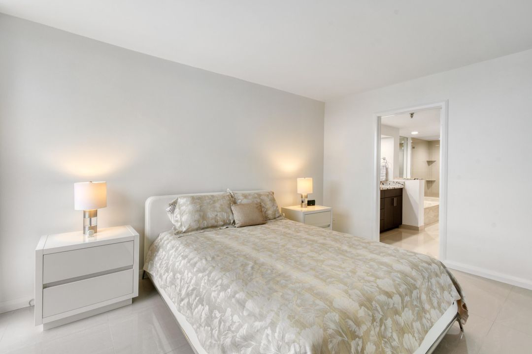 For Sale: $575,000 (2 beds, 2 baths, 1715 Square Feet)