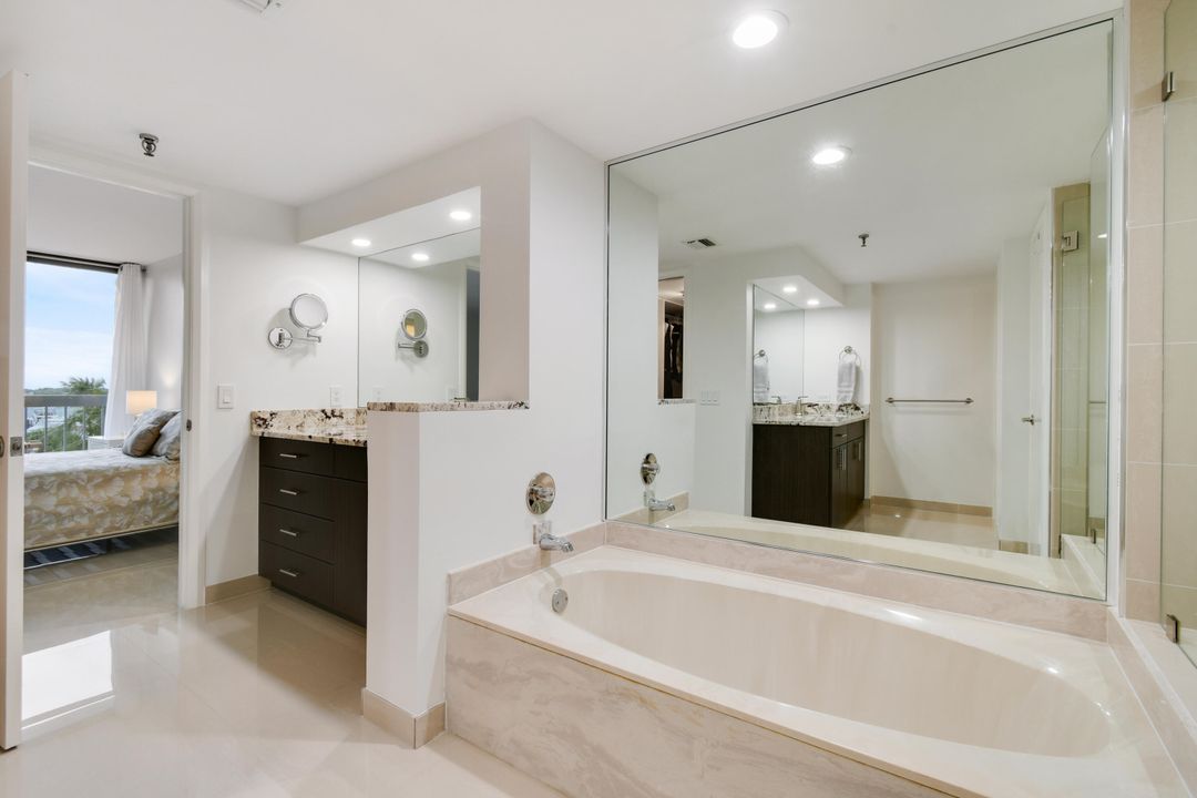 For Sale: $575,000 (2 beds, 2 baths, 1715 Square Feet)