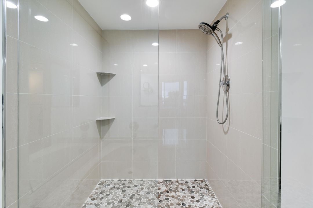 For Sale: $575,000 (2 beds, 2 baths, 1715 Square Feet)