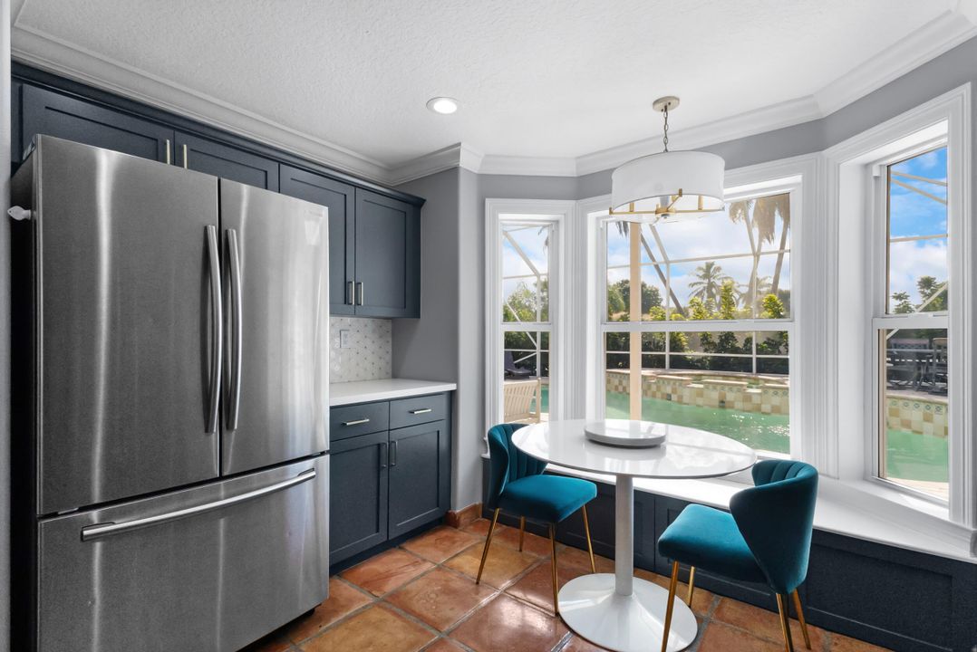 En Venta: $637,000 (3 camas, 2 baños, 1970 Pies cuadrados)