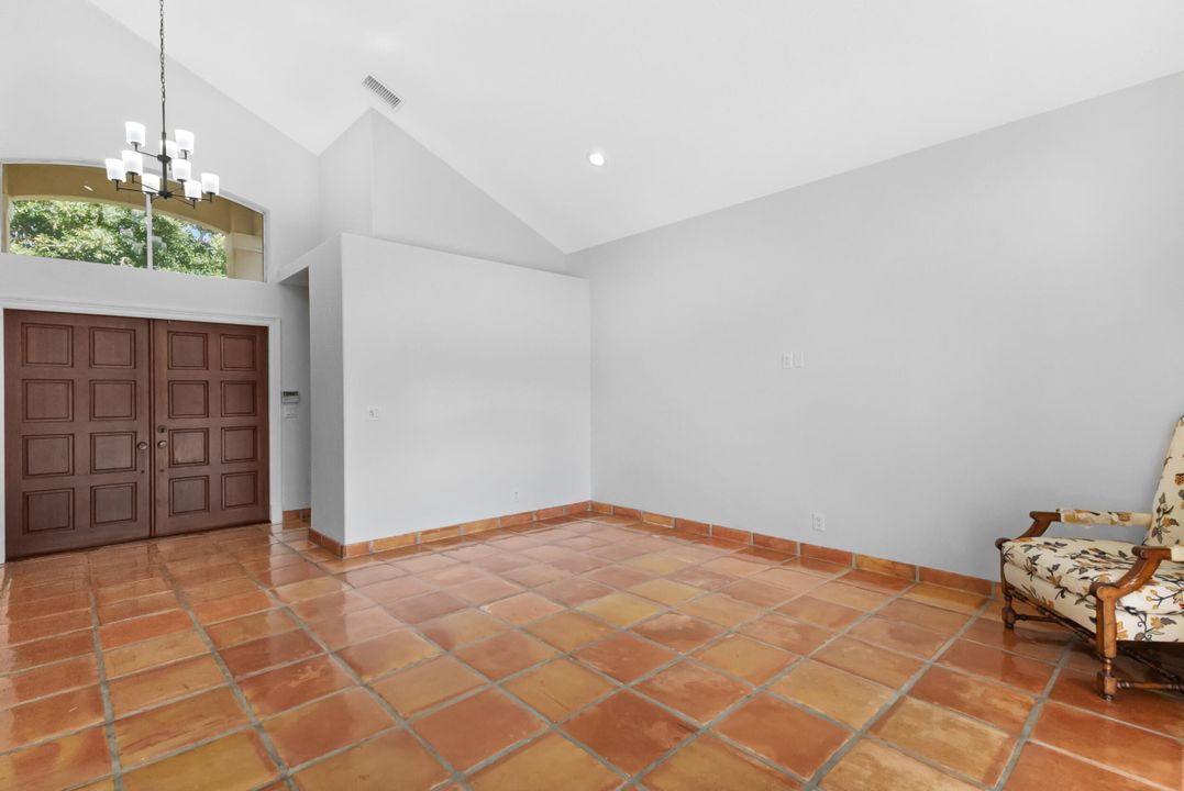 En Venta: $637,000 (3 camas, 2 baños, 1970 Pies cuadrados)