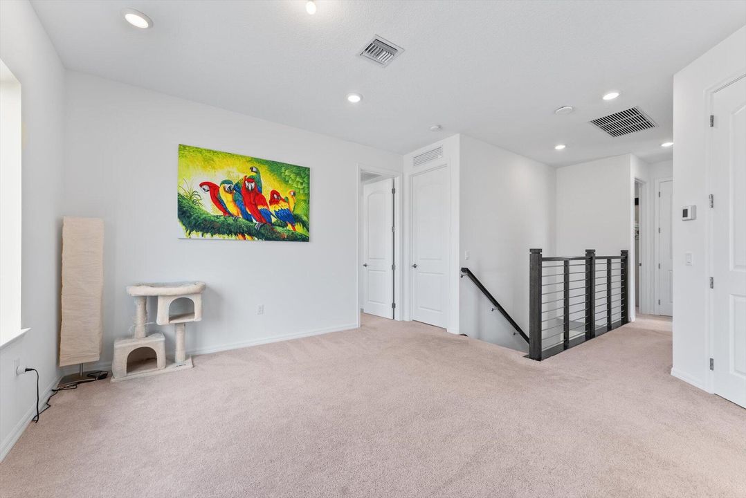 En Venta: $795,000 (5 camas, 3 baños, 3223 Pies cuadrados)