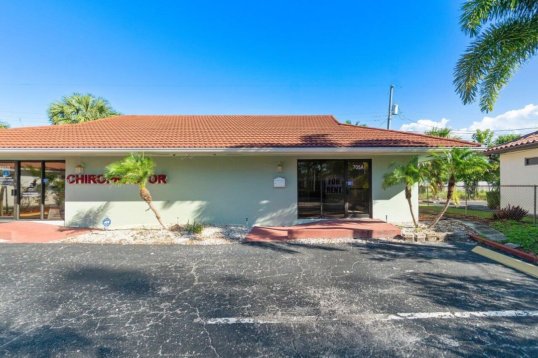 待售: $2,800 (0 贝兹, 0 浴室, 2016 平方英尺)