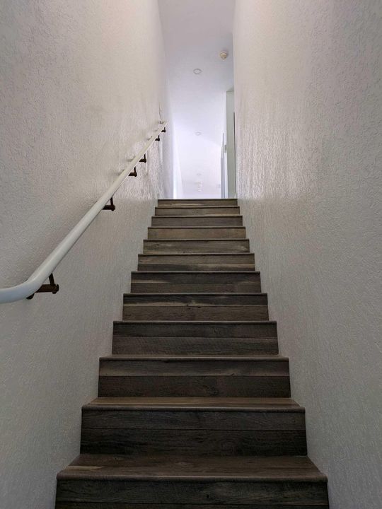 待售: $380,000 (2 贝兹, 2 浴室, 1186 平方英尺)