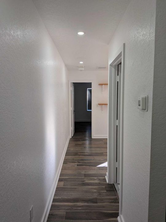 待售: $380,000 (2 贝兹, 2 浴室, 1186 平方英尺)