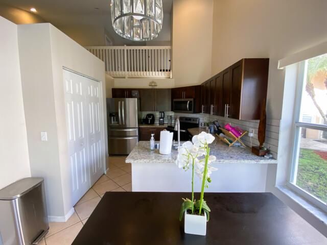 En Venta: $465,000 (3 camas, 2 baños, 1843 Pies cuadrados)