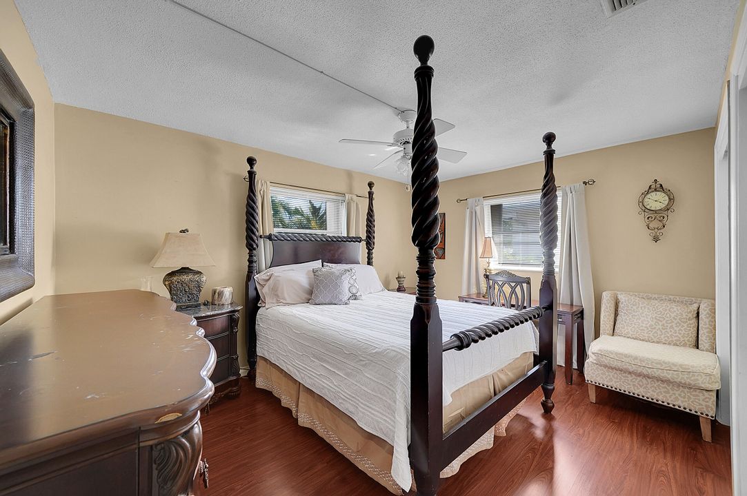 For Sale: $349,000 (2 beds, 2 baths, 1449 Square Feet)