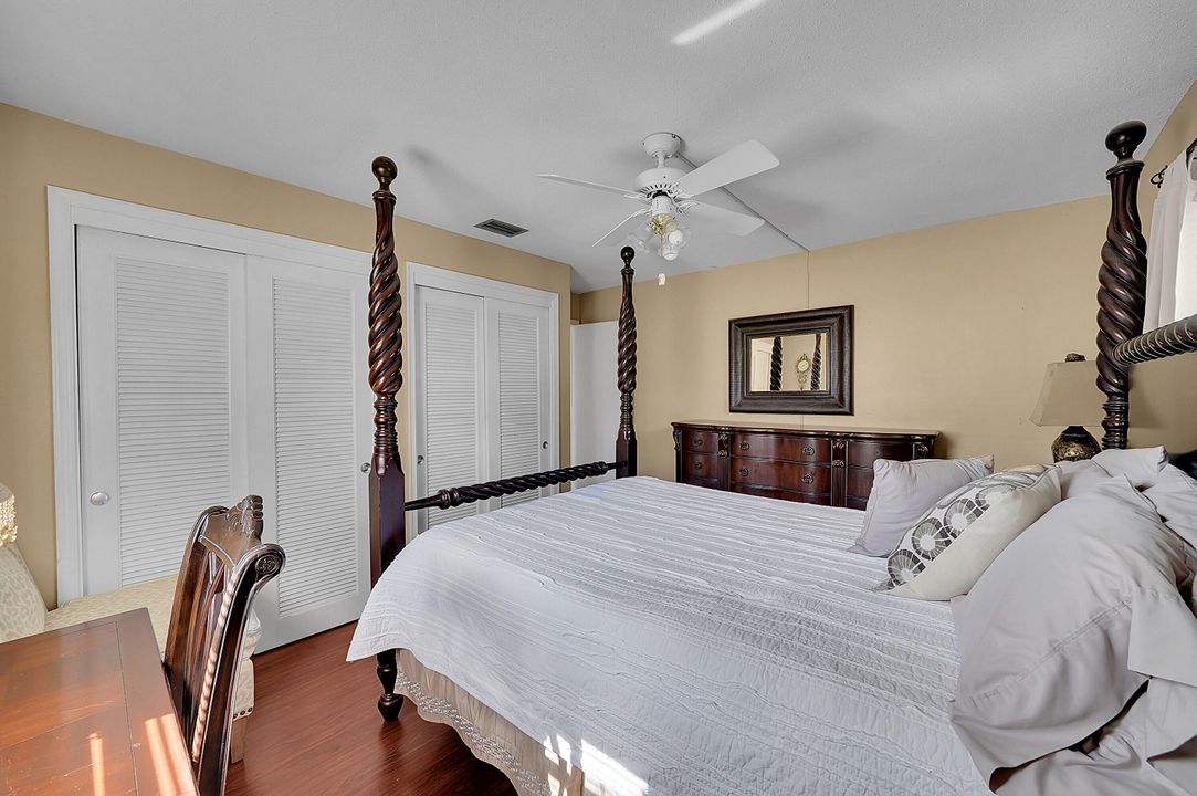 For Sale: $349,000 (2 beds, 2 baths, 1449 Square Feet)