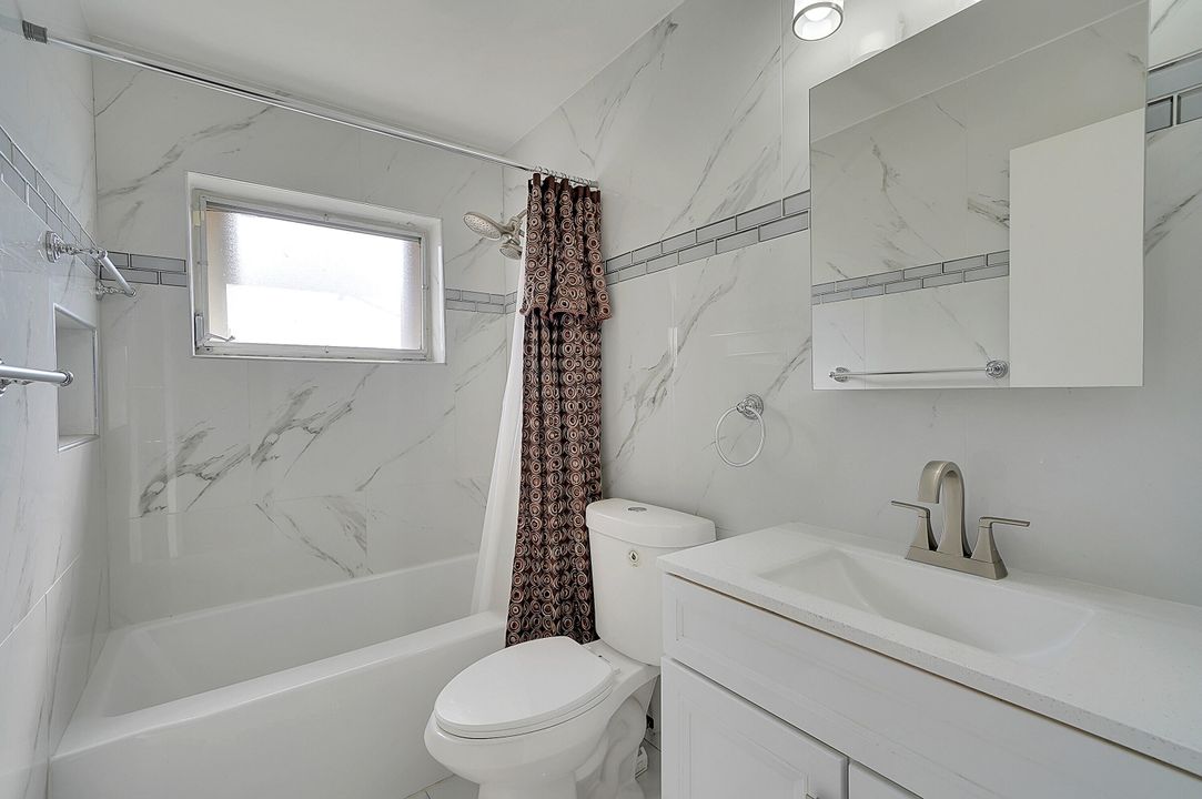 For Sale: $349,000 (2 beds, 2 baths, 1449 Square Feet)