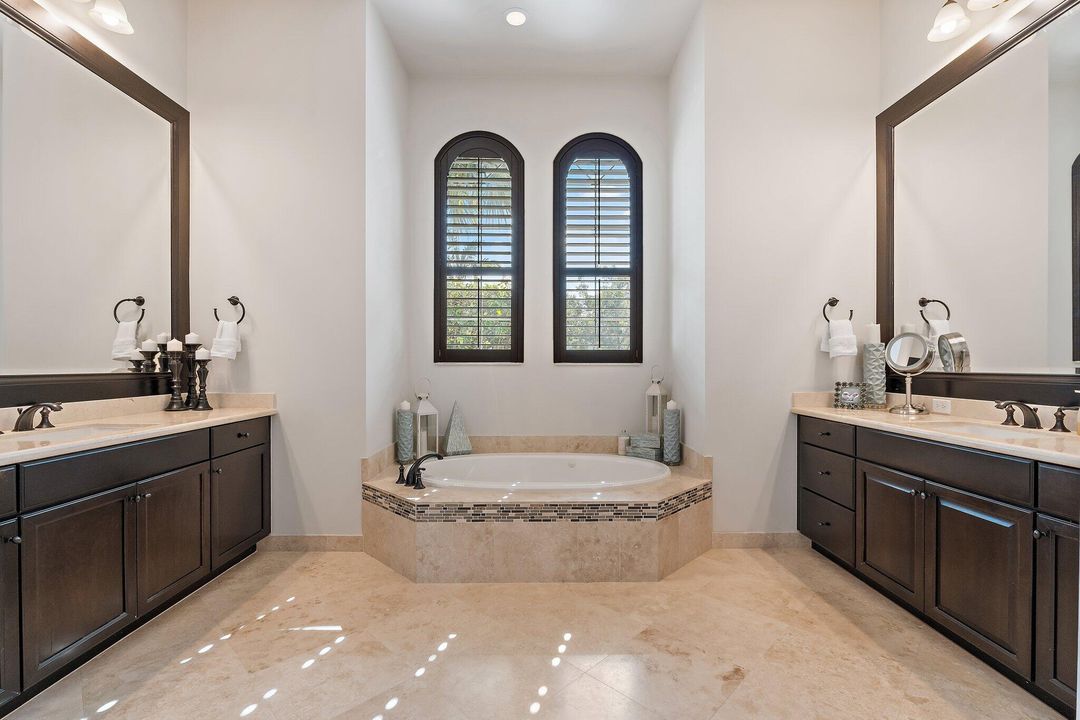 For Sale: $2,450,000 (4 beds, 4 baths, 3181 Square Feet)