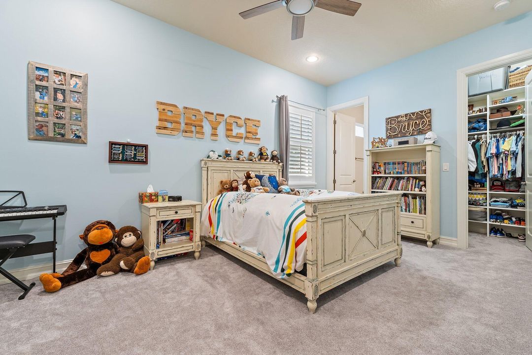 For Sale: $2,450,000 (4 beds, 4 baths, 3181 Square Feet)