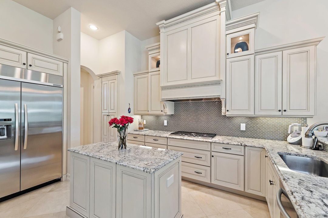 For Sale: $2,450,000 (4 beds, 4 baths, 3181 Square Feet)