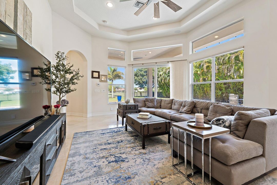 For Sale: $2,450,000 (4 beds, 4 baths, 3181 Square Feet)