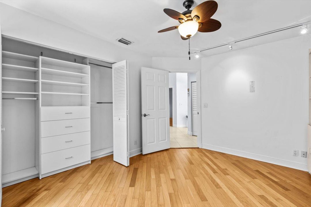 Active With Contract: $595,000 (3 beds, 2 baths, 1761 Square Feet)